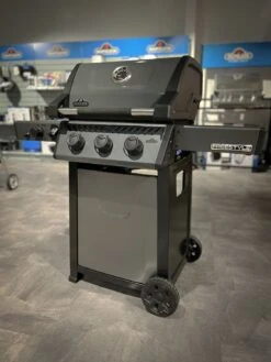Napoleon Freestyle 365 Gasgrill, Graphit - Mit Sizzle Zone - Modell 2023 23 Napoleon Freestyle 365 Gasgrill, Graphit - Mit Sizzle Zone - Modell 2023 -Napoleon Napoleon Freestyle 365