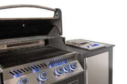 Napoleon Outdoor Küche Oasis Compact 105 Mit Prestige 500 Einbaugrill Und Einbau Sizzle Zone - Inkl. Arbeitsplatte Aus Feinsteinzeug -Napoleon Napoleon Oasis Compact P500 mit Sizzle Zone Seitenbrenner Set
