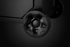 Napoleon Phantom Freestyle 425 Gasgrill, Mattschwarz - Mit Sizzle Zone Und Tür - Modell 2023 -Napoleon Napoleon Phantom Freestyle F425DSIBPK PHM Detail Wheel