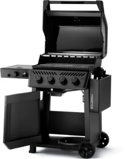 Napoleon Phantom Freestyle 425 Gasgrill, Mattschwarz - Mit Sizzle Zone Und Tür - Modell 2023 -Napoleon Napoleon Phantom Freestyle F425DSIBPK PHM Prod Open Ang