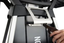 Napoleon TravelQ PRO285 Kompakt Gasgrill Schwarz Mit Untergestell - Modell 2023 -Napoleon Napoleon TravelQ Pro285 Untergestell Flaschenoeffner