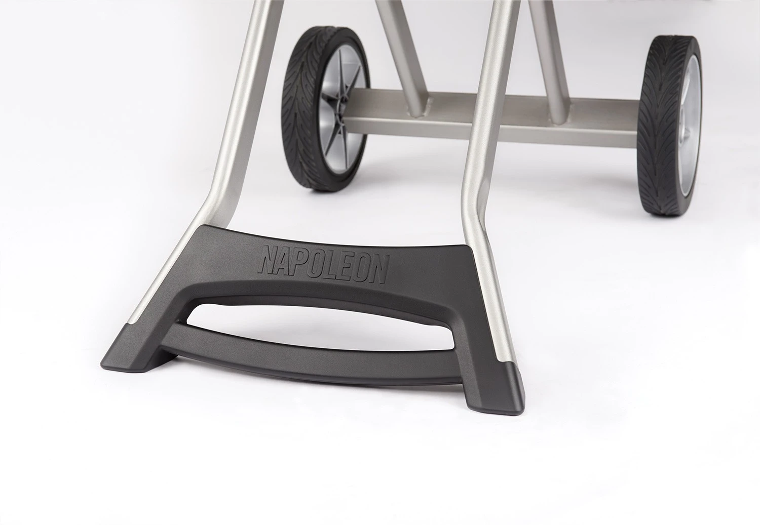 Napoleon TravelQ PRO285 Kompakt Gasgrill Schwarz Mit Klappbarem Wagen - Modell 2023 6 Napoleon TravelQ PRO285 Kompakt Gasgrill Schwarz Mit Klappbarem Wagen - Modell 2023 – Bild 6